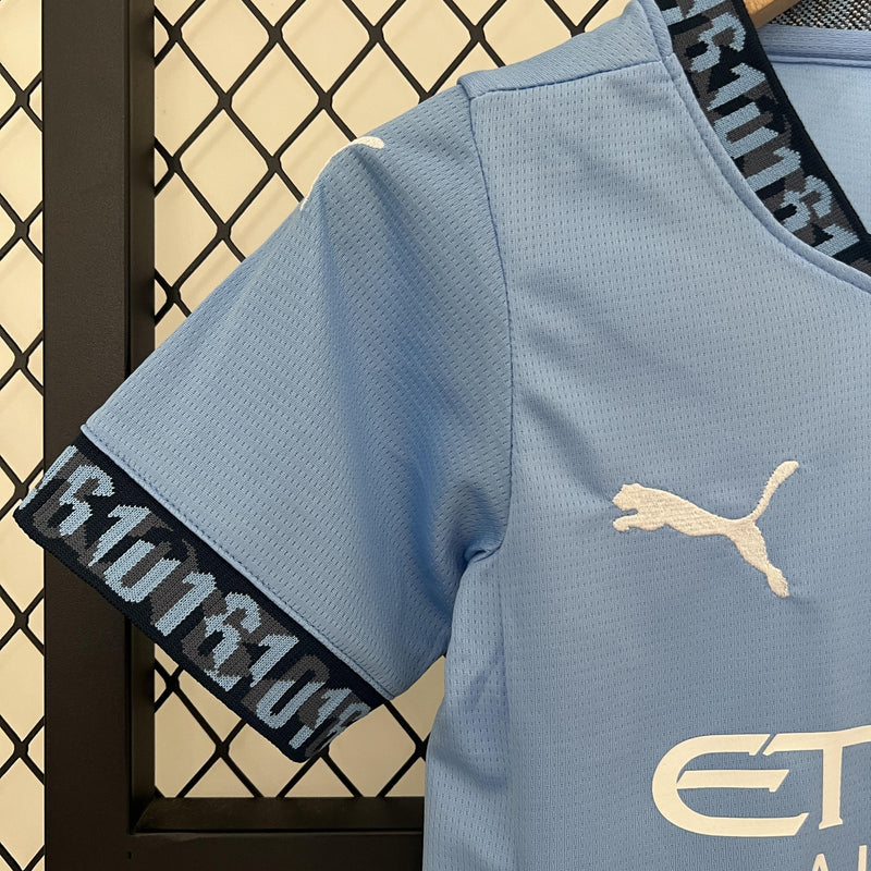 Kit infantil Manchester City - Home - 2024/25 - Camisa I